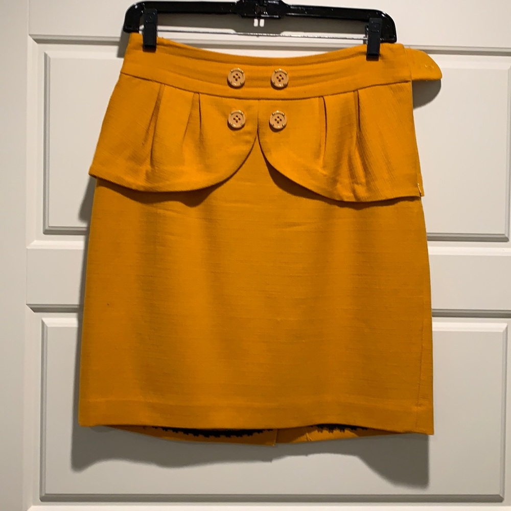 Peplum wool skirt